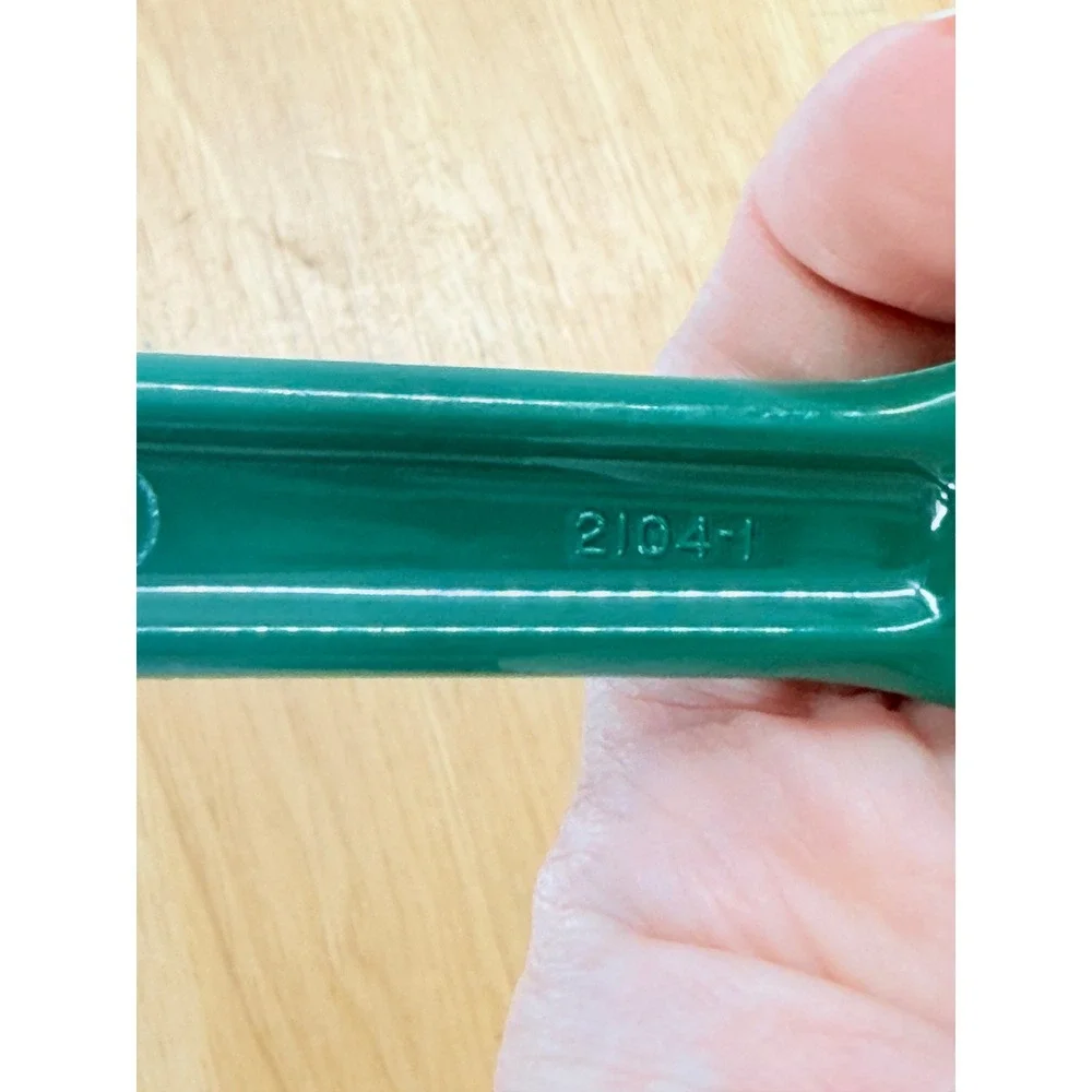 Vintage Robinson Ultratemp 2104 Green Nylon Serrated Edge Spatula Turner USA